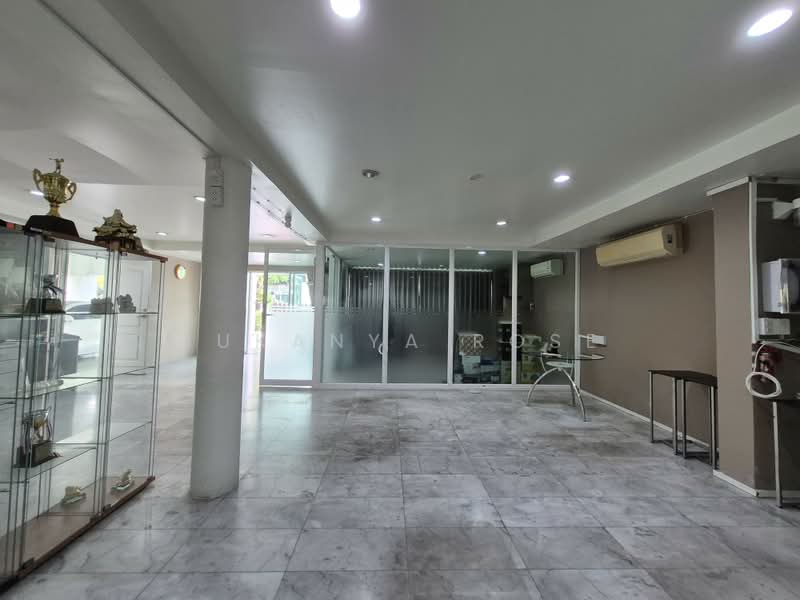 Noble Park Bangplee, Samut Prakan, Soi Noble Park Village, Bangphli Yai, Bang Plee, Samut Prakan, 5 Bedrooms, 320 sqm, Single Detached House For Sale, by Sukanya Rose, 500496047 - DDproperty.com
