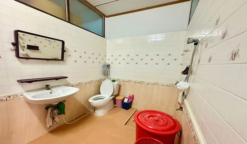 Sinpattana Thani, Bangkok, Lat Yao, Chatuchak, Bangkok, 2 Bedrooms, 114 sqm, Townhouse For Sale, by ชนะชาติ นนท์ตา, 500496070 - DDproperty.com