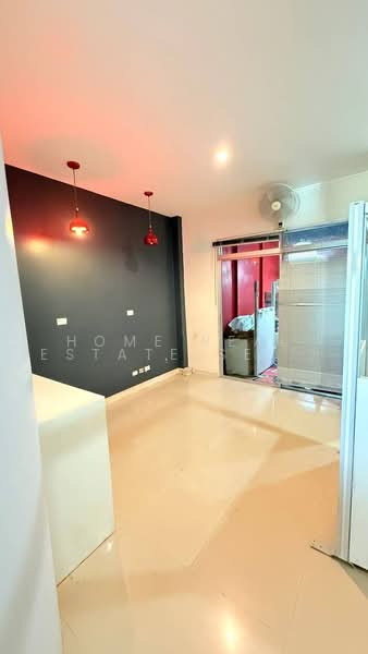 Baan Klang Muang The Royal Monaco Srinakarin-Pattanakarn, Bangkok, Rama 9 Road, Soi 43, Suan Luang, Bangkok, 3 Bedrooms, 200 sqm, Townhouse For Sale, by HOME Real Estate Service, 500496102 - DDproperty.com