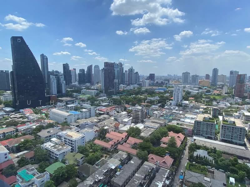 Oka Haus Sukhumvit 36, Bangkok, 3399 Rama 4 Road, Khong Tan, Khlong Toei, Bangkok, 2 Bedrooms, 70 sqm, Condo For Rent, by Juthabhorn Uppachit (Amy), 500496130 - DDproperty.com