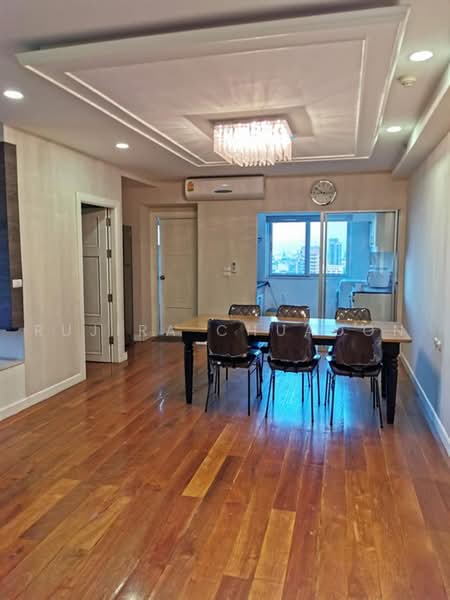 Supalai Park Ekkamai-Thonglor, Bangkok, Petchaburi Road, Bang Kapi, Huai Khwang, Bangkok, 2 Bedrooms, 150 sqm, Condo For Sale, by Rujira Chuaoon, 500496148 - DDproperty.com