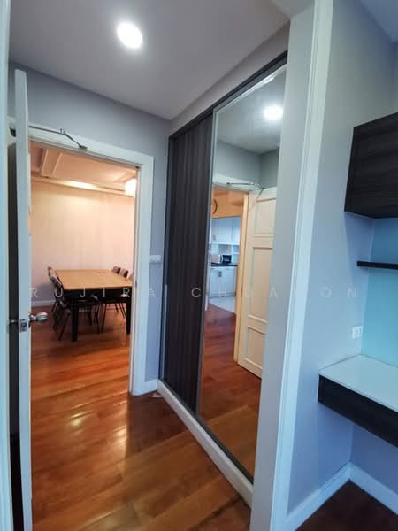 Supalai Park Ekkamai-Thonglor, Bangkok, Petchaburi Road, Bang Kapi, Huai Khwang, Bangkok, 2 Bedrooms, 150 sqm, Condo For Sale, by Rujira Chuaoon, 500496148 - DDproperty.com
