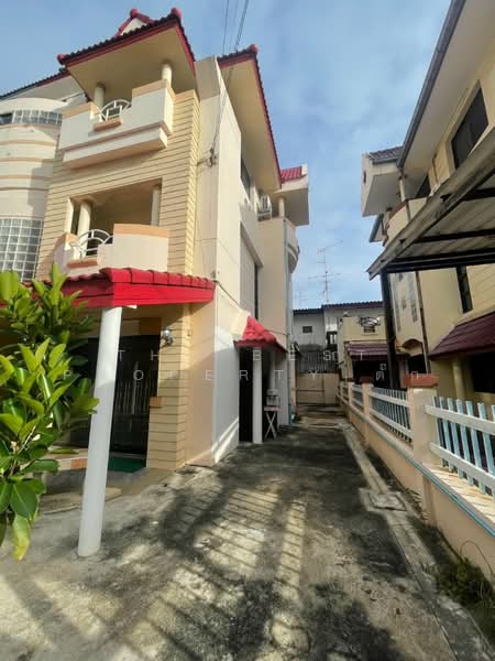 โฮม อเวนิว สุขุมวิท101, Bangkok, Bang Chak, Phra Khanong, Bangkok, 4 Bedrooms, 100 sqm, Townhouse For Sale, by The Best Property ตั๊ก, 500496178 - DDproperty.com