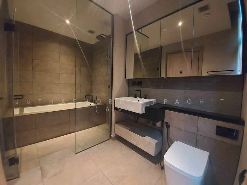 The Lofts Asoke, Bangkok, Sukhumvit 21 Road, Khlongtoei Nua, Watthana, Bangkok, 2 Bedrooms, 86 sqm, Condo For Rent, by Juthabhorn Uppachit (Amy), 500496191 - DDproperty.com