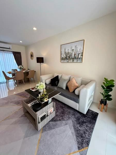 Eigen Rama 9, Bangkok, Soi Pattanakarn99, Chaloem Phrakiat Rama9 Road, Prawet, Bangkok, 3 Bedrooms, 182 sqm, Townhouse For Rent, by ทศวัฏฏ์ วิเศษสัมมาพันธ์, 500496193 - DDproperty.com
