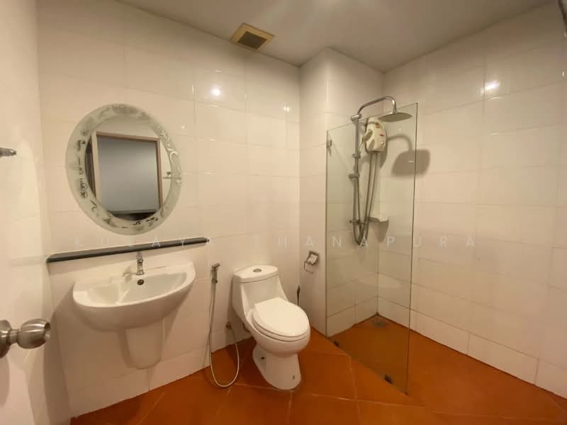 Skyland Condominium, Udon Thani, 8 Udondutsadi Rd, Mak Khaeng, Muang Udon Thani, Udon Thani, 2 Bedrooms, 56 sqm, Condo For Rent, by Kulaya Thanapura, 500496195 - DDproperty.com