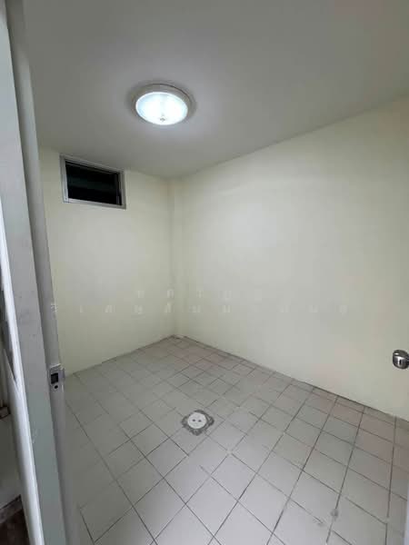 Baan Klang Krung Sathorn-Narathiwas : บ้านกลางกรุง สาทร-นราธิวาส, กรุงเทพ, 599 ถนนนนทรี, ช่องนนทรี, ยานนาวา, กรุงเทพ, 320 ตร.ม., ทาวน์เฮ้าส์ ให้เช่า, โดย ทศวัฏฏ์ วิเศษสัมมาพันธ์, 500496281 - DDproperty.com