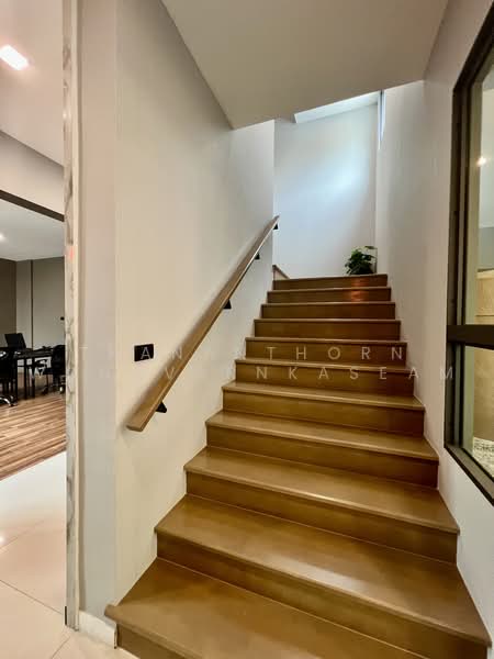 Patio Ratchayothin, Bangkok, Phahonyothin 32, Chan Kasem, Chatuchak, Bangkok, 3 Bedrooms, 263 sqm, Townhouse For Sale, by Thananthorn Wongvarnkaseam, 500496285 - DDproperty.com