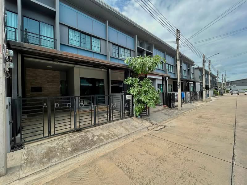 Siri Place Rangsit : สิริ เพลส รังสิต, ปทุมธานี, ถนนรังสิต-ปทุมธานี, บ้านกลาง, เมืองปทุมธานี, ปทุมธานี, 110 ตร.ม., ทาวน์เฮ้าส์ ขาย, โดย Adool Manusdee, 500496294 - DDproperty.com