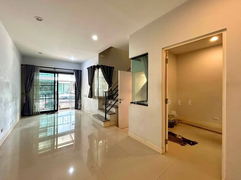 Siri Place Rangsit, Pathum Thani, Rangsit-Pathum Thani Road, Ban Klang, Muang Pathum Thani, Pathum Thani, 3 Bedrooms, 110 sqm, Townhouse For Sale, by Adool Manusdee, 500496294 - DDproperty.com