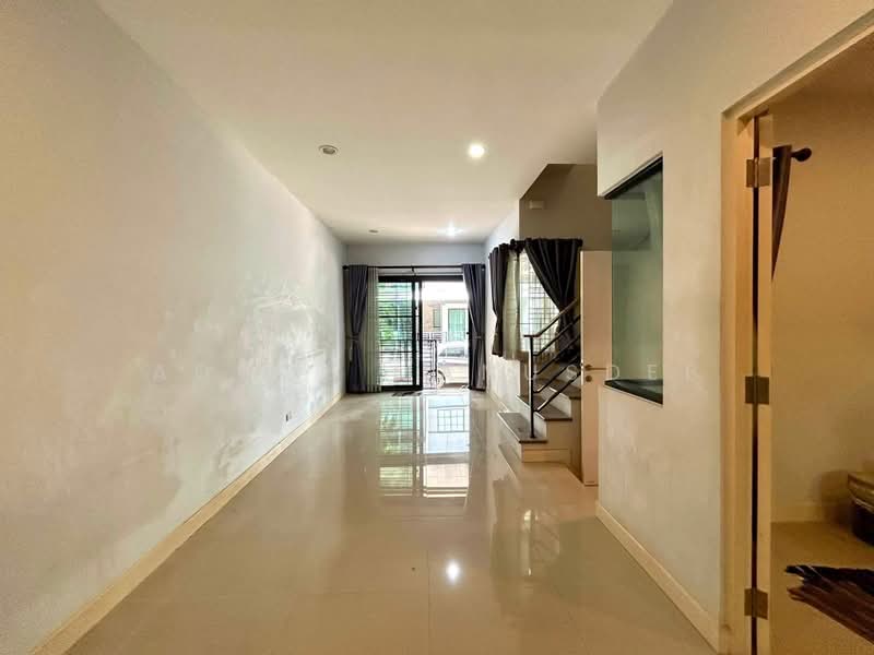 Siri Place Rangsit, Pathum Thani, Rangsit-Pathum Thani Road, Ban Klang, Muang Pathum Thani, Pathum Thani, 3 Bedrooms, 110 sqm, Townhouse For Sale, by Adool Manusdee, 500496294 - DDproperty.com