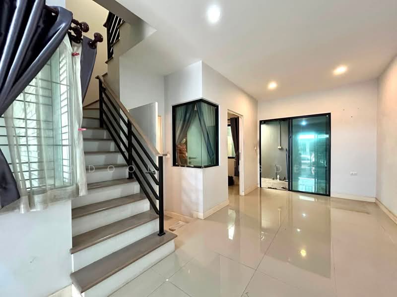 Siri Place Rangsit, Pathum Thani, Rangsit-Pathum Thani Road, Ban Klang, Muang Pathum Thani, Pathum Thani, 3 Bedrooms, 110 sqm, Townhouse For Sale, by Adool Manusdee, 500496294 - DDproperty.com