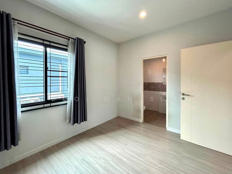 Siri Place Rangsit, Pathum Thani, Rangsit-Pathum Thani Road, Ban Klang, Muang Pathum Thani, Pathum Thani, 3 Bedrooms, 110 sqm, Townhouse For Sale, by Adool Manusdee, 500496294 - DDproperty.com