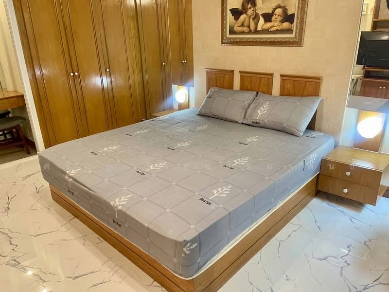 Pipat Place, Bangkok, 37 Soi Sathon 6, Silom, Bang Rak, Bangkok, 1 Bedroom, 33 sqm, Condo For Rent, by ทศวัฏฏ์ วิเศษสัมมาพันธ์, 500496315 - DDproperty.com