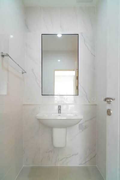 Cloud Thonglor-Phetchaburi, Bangkok, 1986 New Petchaburi Road, Bang Kapi, Huai Khwang, Bangkok, 1 Bedroom, 32 sqm, Condo For Sale, by Tarit Chinsomboon, 500496329 - DDproperty.com