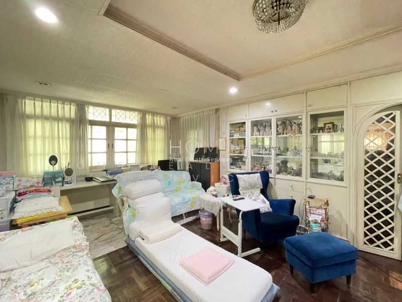 Panya Pattanakarn Village, Bangkok, Soi Phatthanakarn 30, Suan Luang, Bangkok, 4 Bedrooms, 350 sqm, Single Detached House For Sale, by HOME Real Estate Service, 500496331 - DDproperty.com
