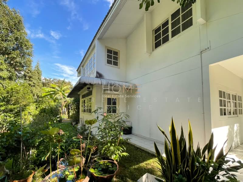 Panya Pattanakarn Village, Bangkok, Soi Phatthanakarn 30, Suan Luang, Bangkok, 4 Bedrooms, 350 sqm, Single Detached House For Sale, by HOME Real Estate Service, 500496331 - DDproperty.com