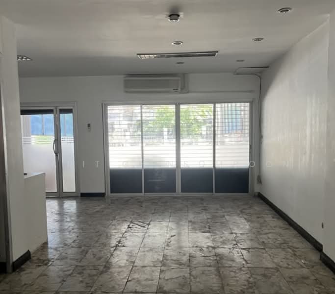 ทาวน์เฮ้าส์ 3-ห้องนอน, กรุงเทพ, พลับพลา, วังทองหลาง, กรุงเทพ, 263 ตร.ม., ทาวน์เฮ้าส์ ขาย, โดย Tarit Chinsomboon, 500496344 - DDproperty.com
