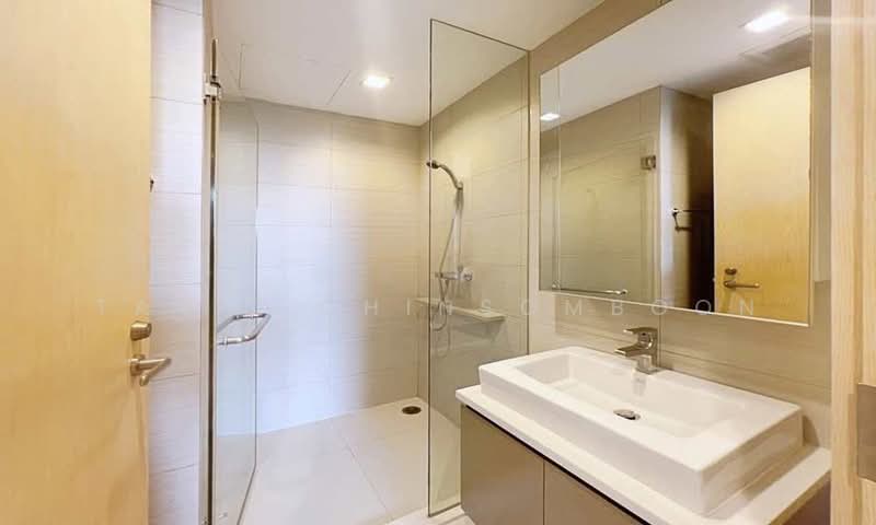 Siri At Sukhumvit, Bangkok, 902 Sukhumvit Road, Phra Kanong, Khlong Toei, Bangkok, 2 Bedrooms, 70 sqm, Condo For Sale, by Tarit Chinsomboon, 500496349 - DDproperty.com