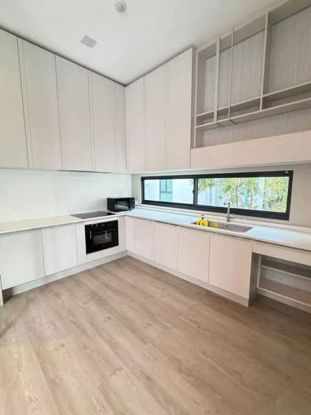 VIVE Krungthep Kreetha, Bangkok, Krungthep Kreetha Road, Saphan Sung, Bangkok, 4 Bedrooms, 426 sqm, Single Detached House For Rent, by ERA Holding (Thailand) Co., Ltd., 500496404 - DDproperty.com
