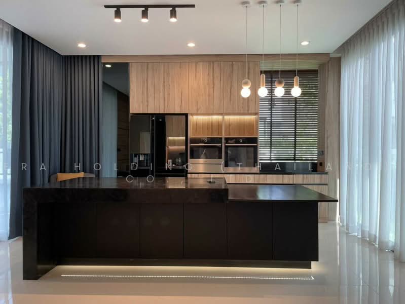 Baan Klang Muang Classe Ekkamai-Ramintra : บ้านกลางเมือง คลาสเซ่ เอกมัย-รามอินทรา, กรุงเทพ, ถนนสุคนธสวัสดิ์, ลาดพร้าว, กรุงเทพ, 241 ตร.ม., บ้านเดี่ยว ขาย, โดย ERA Holding (Thailand) Co., Ltd., 500496411 - DDproperty.com
