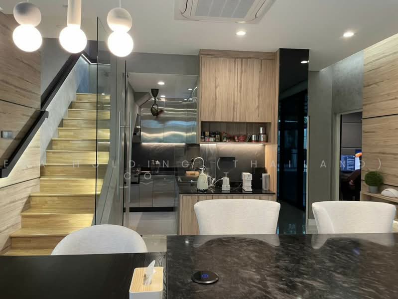 Baan Klang Muang Classe Ekkamai-Ramintra : บ้านกลางเมือง คลาสเซ่ เอกมัย-รามอินทรา, กรุงเทพ, ถนนสุคนธสวัสดิ์, ลาดพร้าว, กรุงเทพ, 241 ตร.ม., บ้านเดี่ยว ขาย, โดย ERA Holding (Thailand) Co., Ltd., 500496411 - DDproperty.com