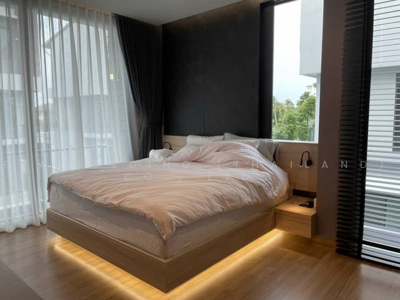 Baan Klang Muang Classe Ekkamai-Ramintra : บ้านกลางเมือง คลาสเซ่ เอกมัย-รามอินทรา, กรุงเทพ, ถนนสุคนธสวัสดิ์, ลาดพร้าว, กรุงเทพ, 241 ตร.ม., บ้านเดี่ยว ขาย, โดย ERA Holding (Thailand) Co., Ltd., 500496411 - DDproperty.com