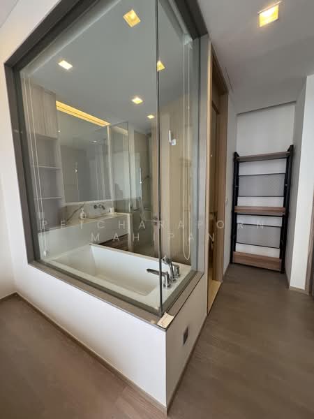 The Esse Asoke, Bangkok, 333 Soi Sukhumvit 21, Sukhumvit Road, Khlongtoei Nua, Watthana, Bangkok, 1 Bedroom, 45 sqm, Condo For Rent, by Petcharaporn Mahipan, 500496422 - DDproperty.com