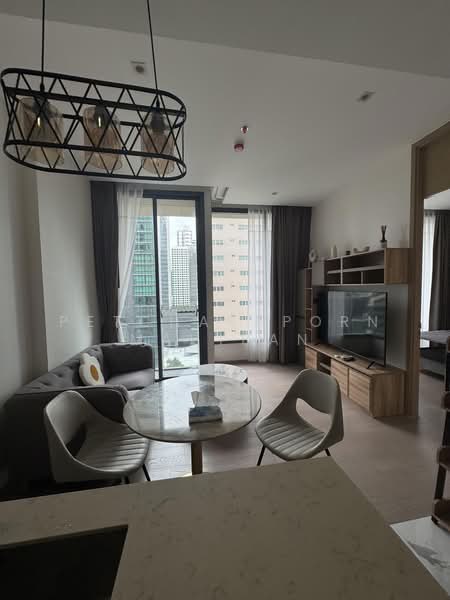 The Esse Asoke, Bangkok, 333 Soi Sukhumvit 21, Sukhumvit Road, Khlongtoei Nua, Watthana, Bangkok, 1 Bedroom, 45 sqm, Condo For Rent, by Petcharaporn Mahipan, 500496422 - DDproperty.com
