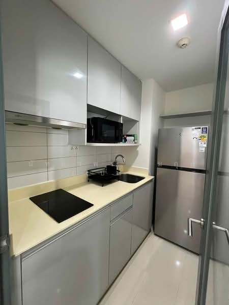 IDEO MOBI Sukhumvit 81, Bangkok, 2097 Sukhumvit Road, Bang Chak, Phra Khanong, Bangkok, 2 Bedrooms, 42 sqm, Condo For Rent, by Nattayaporn Peumkul (Benz), 500496445 - DDproperty.com