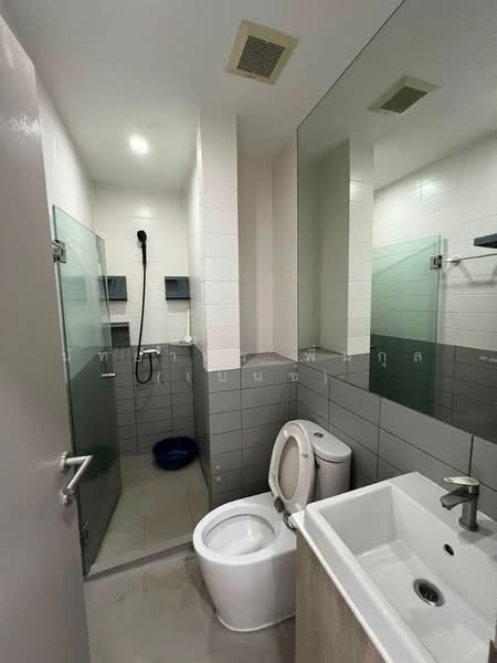IDEO MOBI Sukhumvit 81, Bangkok, 2097 Sukhumvit Road, Bang Chak, Phra Khanong, Bangkok, 2 Bedrooms, 42 sqm, Condo For Rent, by Nattayaporn Peumkul (Benz), 500496445 - DDproperty.com