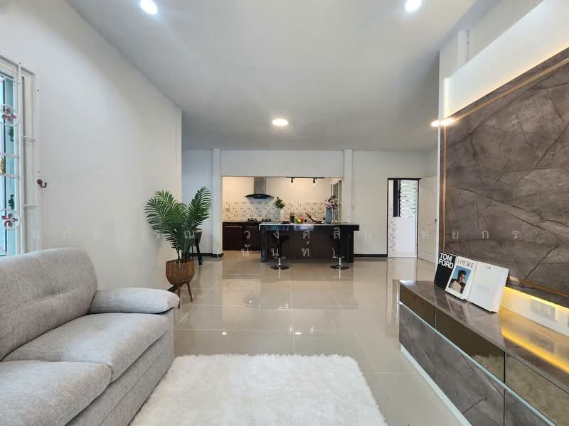 Temsiri Priva Nong Chok-Pracha Samran, Bangkok, 89/1 Prachasamran Road, Nong Chok, Bangkok, 6 Bedrooms, 200 sqm, Single Detached House For Sale, by นภัสศรณ์ วงศ์สินไทยกร (นันท์), 500496455 - DDproperty.com