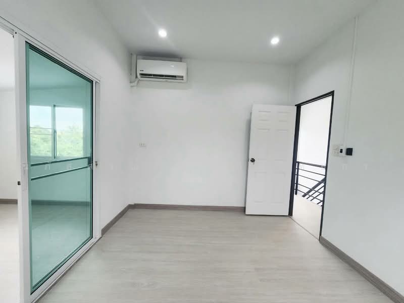 Temsiri Priva Nong Chok-Pracha Samran, Bangkok, 89/1 Prachasamran Road, Nong Chok, Bangkok, 6 Bedrooms, 200 sqm, Single Detached House For Sale, by นภัสศรณ์ วงศ์สินไทยกร (นันท์), 500496455 - DDproperty.com