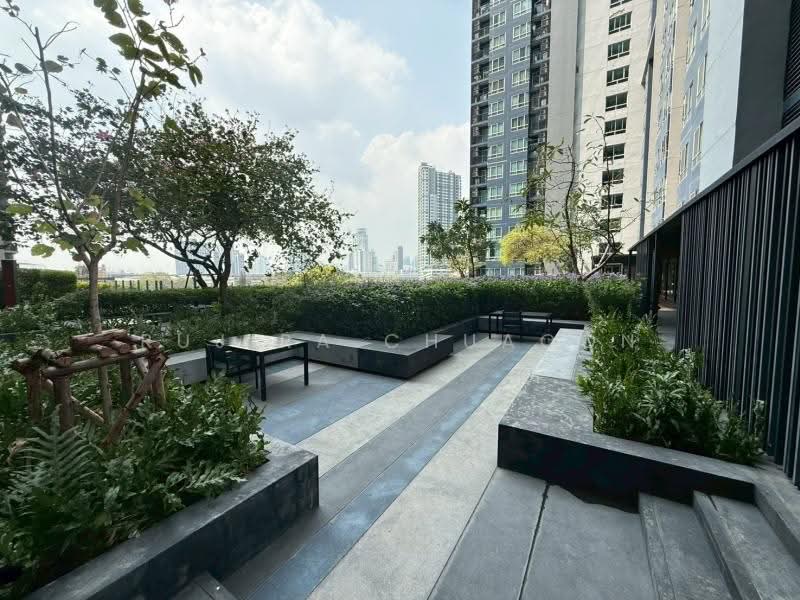 The Base Sukhumvit 77, Bangkok, 289 Sukhumvit 77 Road, Phra Kanong Nua, Watthana, Bangkok, 2 Bedrooms, 60 sqm, Condo For Sale, by Rujira Chuaoon, 500496456 - DDproperty.com