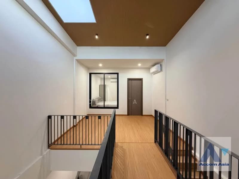 Moo Baan Klongtan Nivet, Bangkok, Khlong Tan Nua, Watthana, Bangkok, 3 Bedrooms, 190 sqm, Single Detached House For Sale, by Accom Asia, 500496469 - DDproperty.com