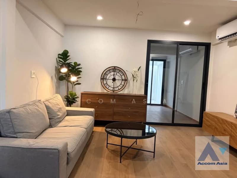 Moo Baan Klongtan Nivet, Bangkok, Khlong Tan Nua, Watthana, Bangkok, 3 Bedrooms, 190 sqm, Single Detached House For Sale, by Accom Asia, 500496469 - DDproperty.com
