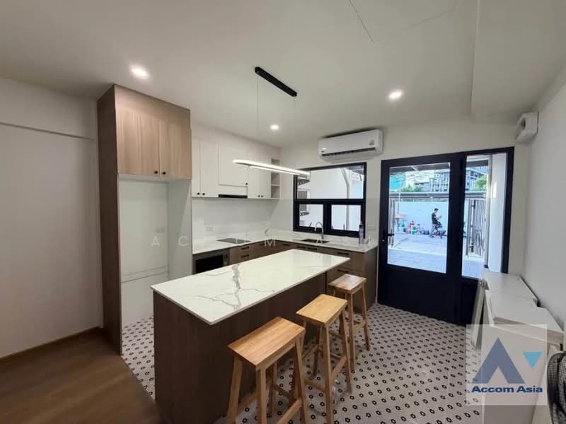 Moo Baan Klongtan Nivet, Bangkok, Khlong Tan Nua, Watthana, Bangkok, 3 Bedrooms, 190 sqm, Single Detached House For Sale, by Accom Asia, 500496469 - DDproperty.com