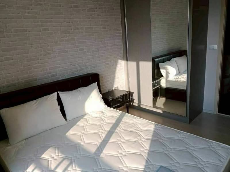 Rhythm Sukhumvit 36-38, Bangkok, 55 Soi Sukhumvit 36, Sukhumvit Road, Phra Kanong, Khlong Toei, Bangkok, 1 Bedroom, 35 sqm, Condo For Rent, by Rapeephan, 500496490 - DDproperty.com
