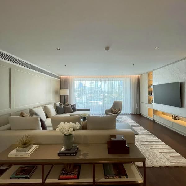 Canvas 39 The Residence : แคนวาส 39 เดอะ เรสซิเดนซ์, กรุงเทพ, 116 ซ.พร้อมจิตร ถ.สุขุมวิท, คลองตันเหนือ, วัฒนา, กรุงเทพ, 228 ตร.ม., คอนโด ขาย, โดย Lalita Sriploy, 500496505 - DDproperty.com