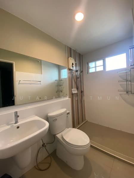 Villaggio Bangna, Samut Prakan, Bang Na-Trat Frontage Road, Bang Bo, Samut Prakan, 2 Bedrooms, 90 sqm, Townhouse For Rent, by Jutarat Jitmun, 500496533 - DDproperty.com