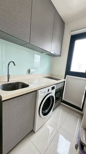 Rhythm Sukhumvit 36-38, Bangkok, 55 Soi Sukhumvit 36, Sukhumvit Road, Phra Kanong, Khlong Toei, Bangkok, 1 Bedroom, 35 sqm, Condo For Rent, by เบญจลักษณ์ กิติยนต์โรจน์, 500496538 - DDproperty.com
