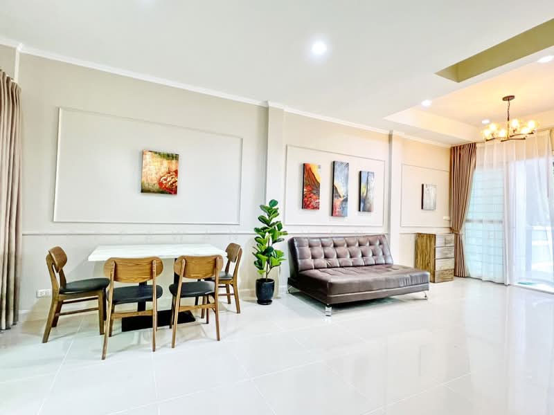 ให้เช่า ทาวน์โฮม 3 ชั้น ถนนศรีนครินทร์ ใกล้ Paradise, Bangkok, Nong Bon, Prawet, Bangkok, 3 Bedrooms, 180 sqm, Townhouse For Rent, by Noppawan Ruangdech, 500496542 - DDproperty.com
