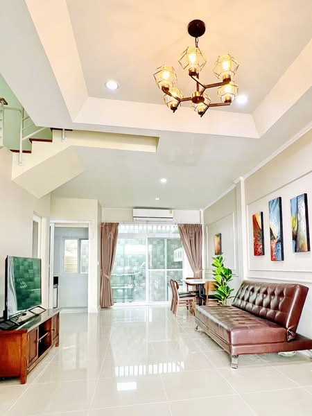 ให้เช่า ทาวน์โฮม 3 ชั้น ถนนศรีนครินทร์ ใกล้ Paradise, Bangkok, Nong Bon, Prawet, Bangkok, 3 Bedrooms, 180 sqm, Townhouse For Rent, by Noppawan Ruangdech, 500496542 - DDproperty.com