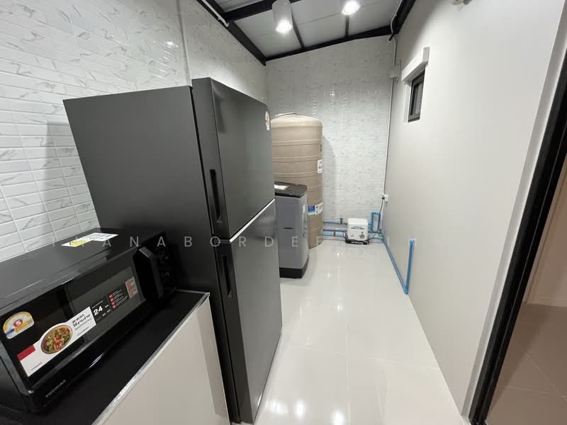 Siamese Blossom Phahol-Vibhavadi, Pathum Thani, Phahonyothin Road, Khlong Nung, Khlong Luang, Pathum Thani, 3 Bedrooms, 125 sqm, Townhouse For Rent, by Thanabordee Singsa, 500496571 - DDproperty.com