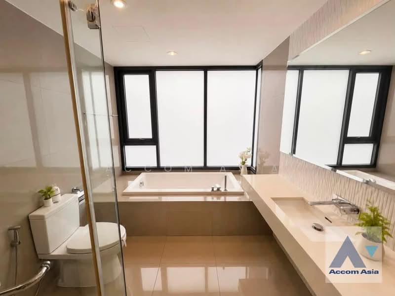 Rhythm Sukhumvit 42, Bangkok, Soi Sukhumvit 42, Sukhumvit Road, Phra Kanong, Khlong Toei, Bangkok, 2 Bedrooms, 77 sqm, Condo For Rent, by Accom Asia, 500496598 - DDproperty.com