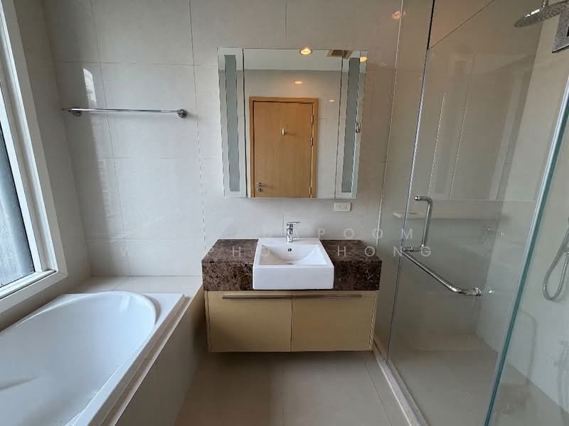 39 by Sansiri, Bangkok, 11 Sukhumvit Road, Khlong Tan Nua, Watthana, Bangkok, 2 Bedrooms, 80 sqm, Condo For Rent, by Kitsadapoom Wanpholthong, 500496606 - DDproperty.com