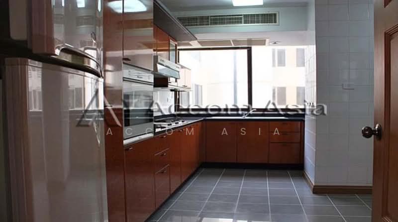 Ruamsuk Condominium, Bangkok, 12 Soi Athakravi, Khong Tan, Khlong Toei, Bangkok, 3 Bedrooms, 320 sqm, Condo For Rent, by Accom Asia, 500496610 - DDproperty.com