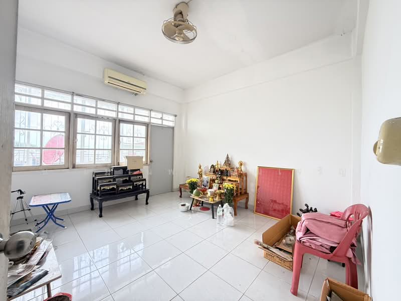 4-Storey Commercial Building for Sale on Ratchaphruek Road, Taling Chan – 25 sq.wah, 288 sq.m, Bangkok, ราชพฤกษ์, Taling Chan, Bangkok, 5 Bedrooms, 288 sqm, Townhouse For Sale, by นายมานพ วุฒฒเจริญ, 500496666 - DDproperty.com