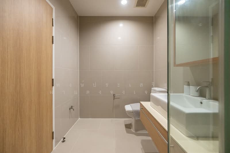 The Issara Ladprao, Bangkok, 296 Ladpao Road, Jom Phon, Chatuchak, Bangkok, 1 Bedroom, 34 sqm, Condo For Sale, by พงษ์ประเสริฐ ผาแดงจงเจริญ, 500496682 - DDproperty.com