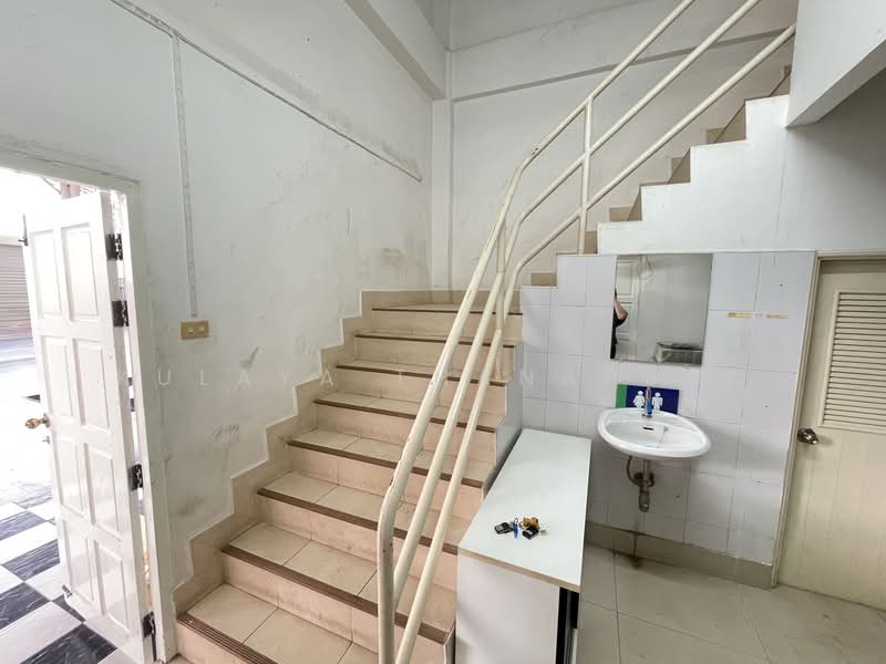 อาคารสำนักงาน 3 ชั้นพร้อมโกดัง หนองคาย : 3-Story Office & Warehouse, Mee Chai, Mueang Nong Khai, Nong Khai, ถนนมิตรภาพ, Mi Chai, Muang Nong Khai, Nong Khai, , 700 sqm, Shophouse For Rent, by Kulaya Thanapura, 500496754 - DDproperty.com